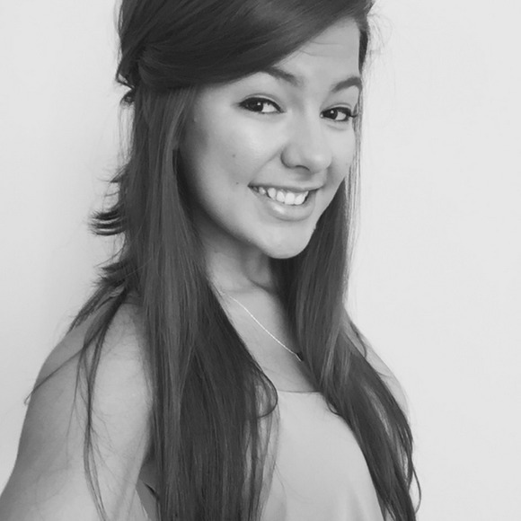 Meet your Posher, Vanessa - Picture 1 of 1